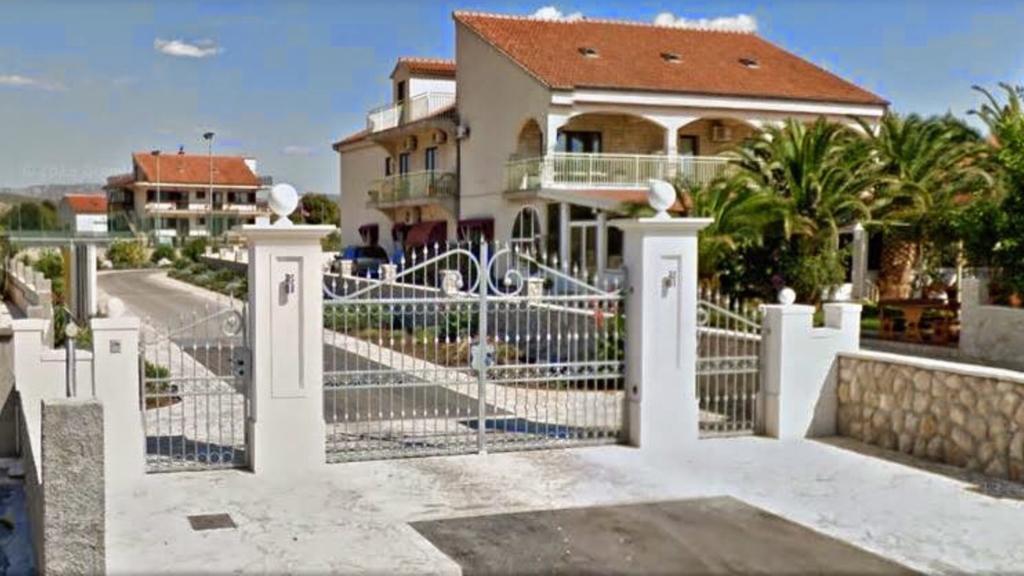 Zablaće Americana Luxury Apartments מראה חיצוני תמונה